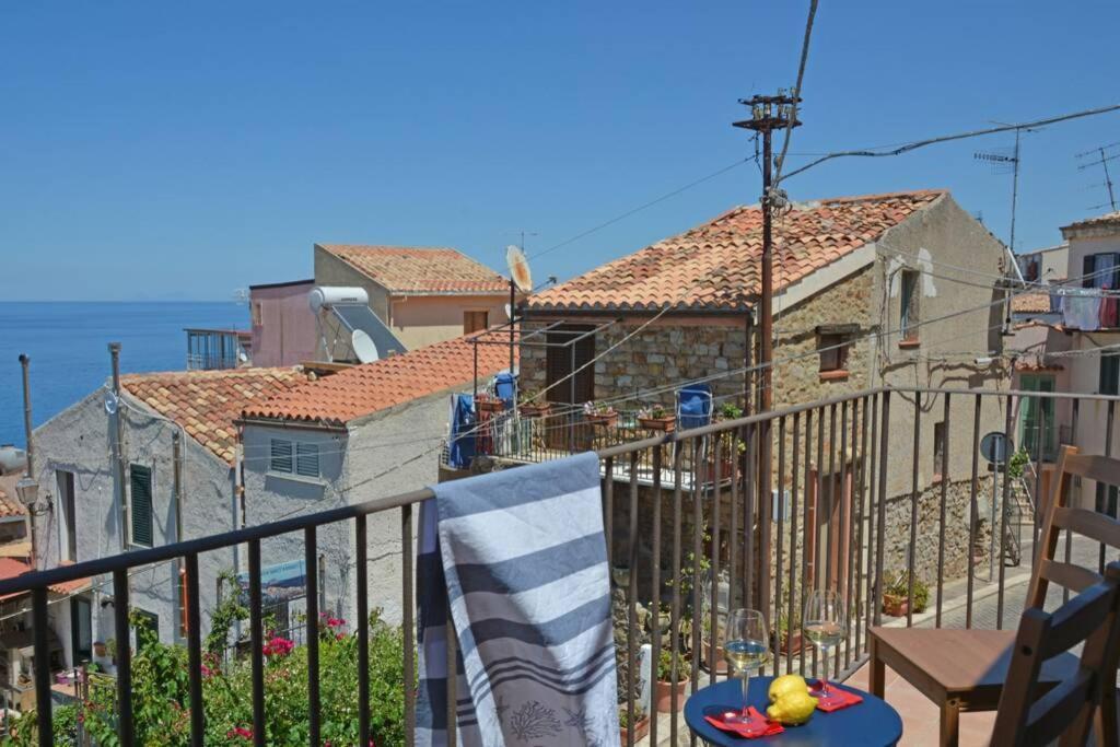 Апартаменты Terrazza Ambrogio Сант-Амброджо Экстерьер фото
