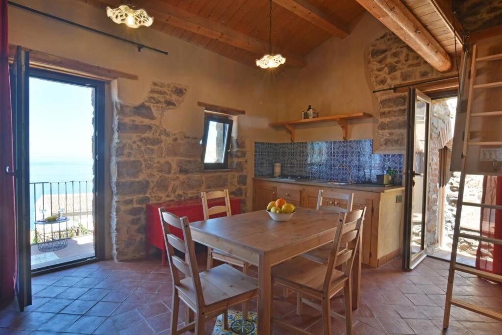 Апартаменты Terrazza Ambrogio Сант-Амброджо Экстерьер фото
